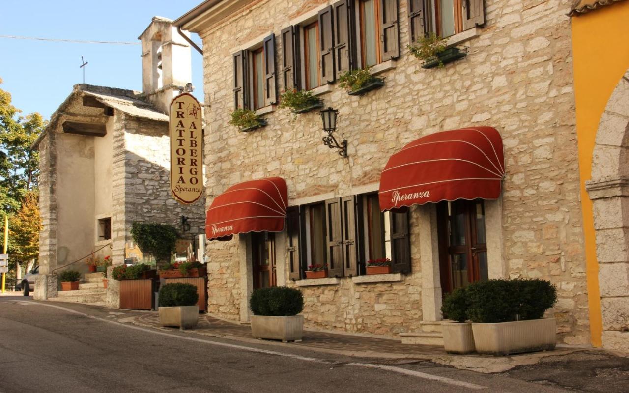 Albergo Speranza Spiazzi Di Monte Baldo Spiazzi Di Caprino ภายนอก รูปภาพ